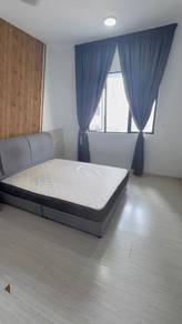 Fully Furnished Master Queen Bedroom at The Hamilton, Wangsa Maju