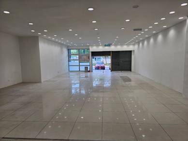 Ground Floor Shop Lot @ Bandar Kajang, Facing Main Road