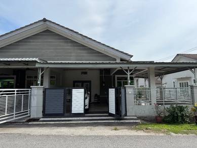 [END LOT RENOVATED] Taman Krubong Jaya