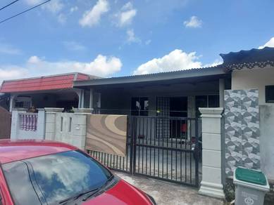 Renovated Kulai Taman Saga Single Storey Low Cost