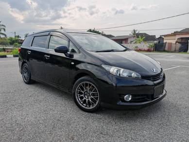 Toyota WISH 1.8 X (A)