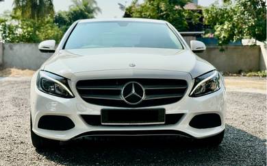 Mercedes Benz C200 AVANTGARDE 2.0 (A) 美车还可以贷款