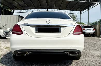 Mercedes Benz C200 AVANTGARDE 2.0 (A) 美车还可以贷款