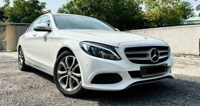 Mercedes Benz C200 AVANTGARDE 2.0 (A) 美车还可以贷款