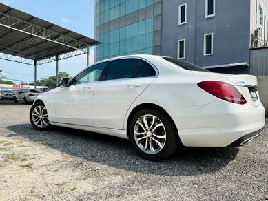 Mercedes Benz C200 AVANTGARDE 2.0 (A) 美车还可以贷款