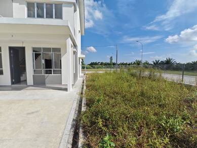 Aster Height Tropicana Gelang Patah Double Storey Corner (23ft Land)