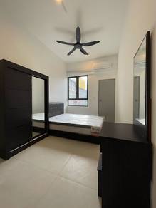168 Park Selayang Room for Rent