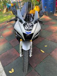 Yamaha R15M