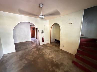 ( Facing Empty ) 2 storey Low Cost House Taman Dahlia, Bukit Beruntung