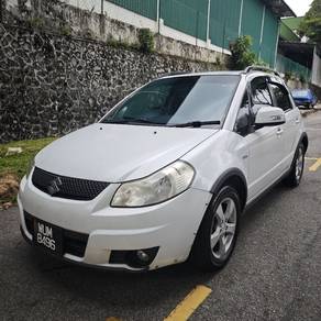 Suzuki SX4 1.6 CROSSOVER PREMIER FACELIFT (A)
