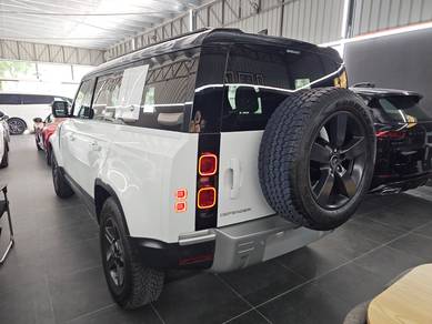 Land Rover DEFENDER 110 2.0 P300 SE Unreg