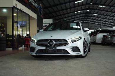 Mercedes Benz A180 1.3 TURBO AMG SEDAN