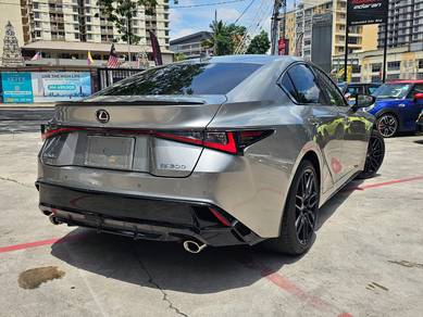 Lexus IS300 2.0 F-SPORT MODE BLACK
