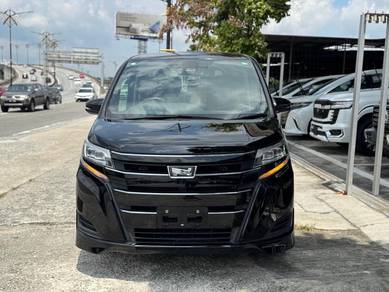 Toyota NOAH 2.0 X-SPEC 4WD
