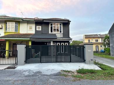 FLEXIBLE booking|Renovated End Lot Double Storey Anggerik BKT SENTOSA