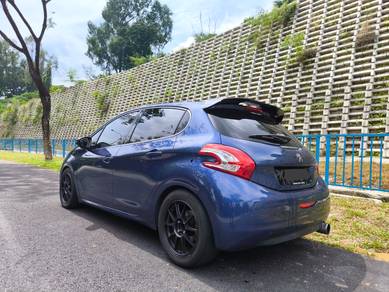 Peugeot 208 1.6 ALLURE (A) TIPTOP CONDITION