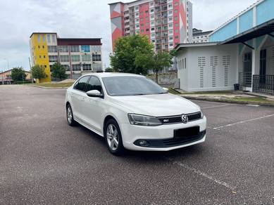 Volkswagen JETTA 1.4 TSI (CBU) (A)