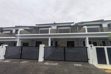 Tmn Pengkalan Impiam,Bkt Katil📍Fully Furnish 2Storey Teres House 4B3B