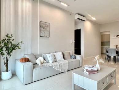 3R2B Investment Condo!!【Near Uni & Mall】Full Loan & Fully Furnish!!