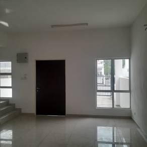 JUALAN PANAS – HARGA BAWAH PASARAN! Rumah Teres 2 Tingkat