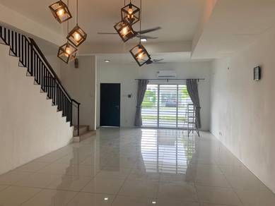 Below Market 100k Casaview Cybersouth 2 Sty House Dengkil Casawood
