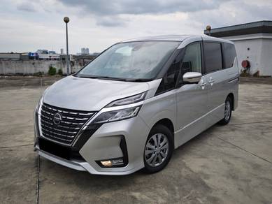Nissan SERENA 2.0 S-HYBRID PREMIUM HIGHWAY
