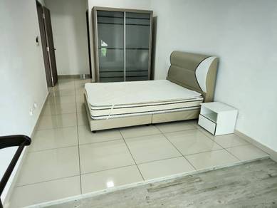 Tree Sparina Condominium 1300sqft  PoolView Bayan Leaps Airport