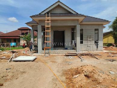 Tanah Merah BANGLO dekat bandar Tanah Merah utk dijual!