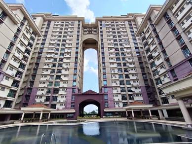Upper Sanctuary Condominium/Batu Kawa/cheap apartment For Sale