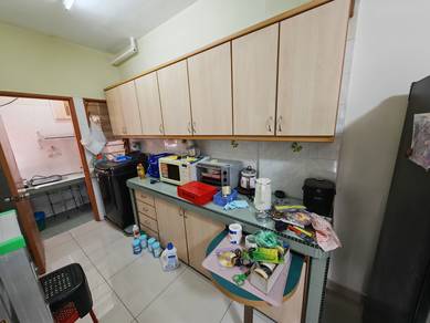 Pangsapuri sri kemuning for rent second floor
