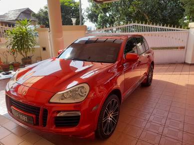 Porsche CAYENNE 4.8 TURBO (A) Private Use