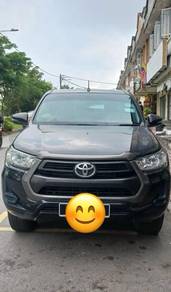 Toyota HILUX 2.4 E (A)