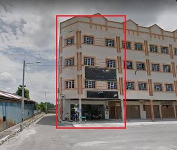 Corner Lot! Bank Lelong 4 Storey Shop @ Teluk Intan Perak Sungai Perak