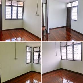 Double Storey Terrace Corner House For Rent📍BMC, Swinburne, 4 beds