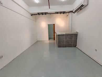 Season Square Damansara Damai Vista Shop Ground Floor facing out