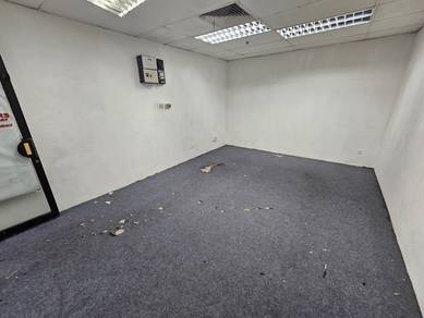 Kompleks Karamunsing Shopping Mall | 220 Sqft | 2nd Floor