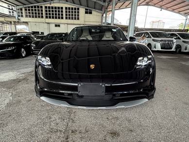 Porsche TAYCAN 4 TURISMO Sport Chrono P/Roof