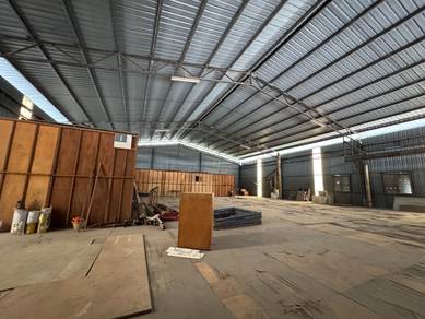 1.5 Storey WAREHOUSE TAMAN GARING UTAMA Rawang, Actual, Low Deposit