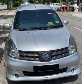 Nissan GRAND LIVINA 1.8 PREMIUM/LUXURY (A)
