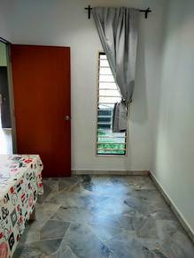 USJ6 Partial Furnished Male Single Room @ Double Sty House for Rent