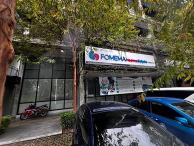 End Lot  + Freehold | Tenanted  | ROI 5 % | Ground Floor Jalan Utama