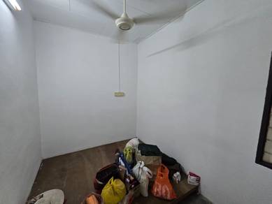 Only for 1st Home Buyer Monthly RM8xx Beauty and Cheaper House Simpang