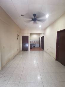 Full loan Nusa Bestari shoplot apartment renovated and hot area unit