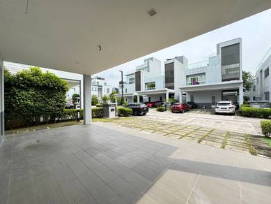 CANTIK 🔥 3 Storey Link Bungalow LakeFront Villa Cyberjaya