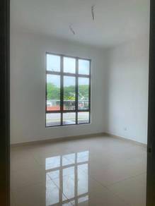 Permas Jaya @ Brand New Unit Unblock View 4bedroom 20x70sqft