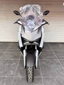 YAMAHA XMAX V3 Readystock