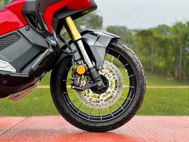 2022 Honda X-ADV 750 V2 - Grand Prix Red