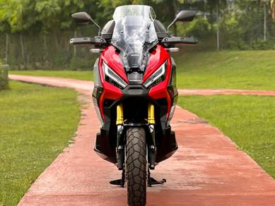 2022 Honda X-ADV 750 V2 - Grand Prix Red