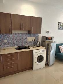 Sri hatamas,Windsor tower service apt Full Furnished fully Renovation