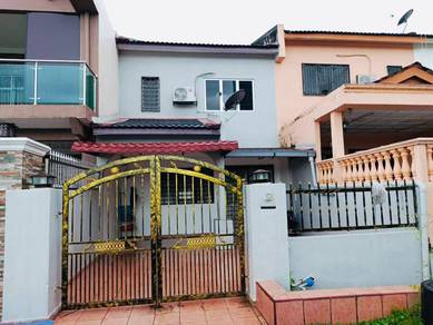 Double Storey Terrace Taman Koperasi Cuepacs Kajang Selangor.